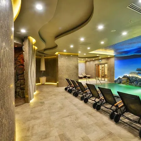 Hotel Marigold Thermal &